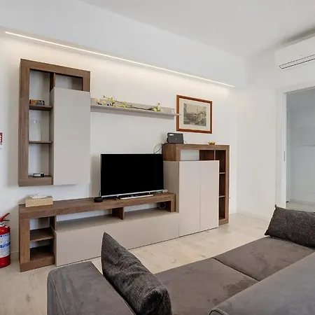 Apartment Bilocale Expodetergo, Linate, M4, Fabrique Mailand